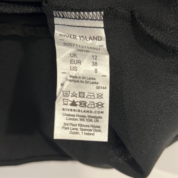 RIVER Island Black Satin V neck Spaghetti Straps top size US 8 - Picture 11 of 14